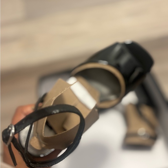 Nine West Black Platform Heel Sandals - Picture 3 of 6